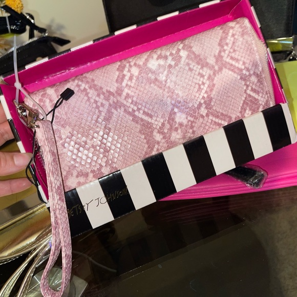 wallets - Picture 7 of 7